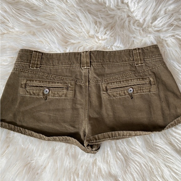 ISO Free People Cora button Front shorts - Picture 2 of 3